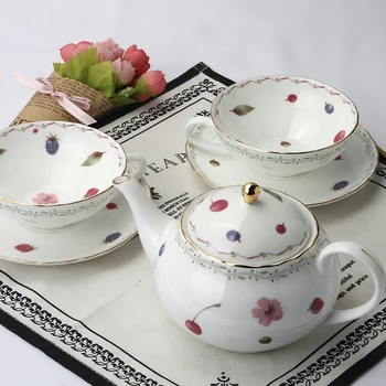 луксозна чашата за кафе от костен порцелан с обем 150 мл с табела, Британски чай с цветен модел в европейския корейски китайски стил